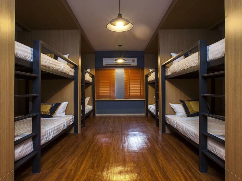 Gn Luxury Hostel Бангкок Екстер'єр фото