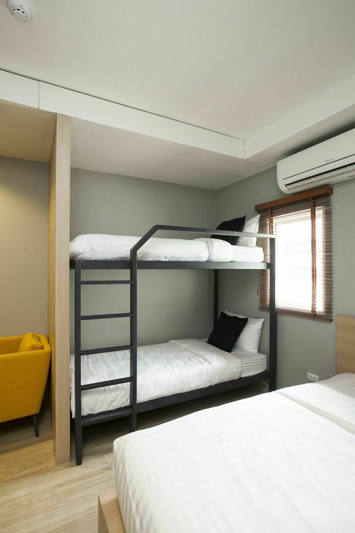 Gn Luxury Hostel Бангкок Екстер'єр фото